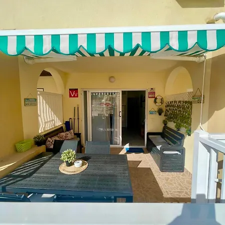 Апартаменты Playa Del Duque Poolside