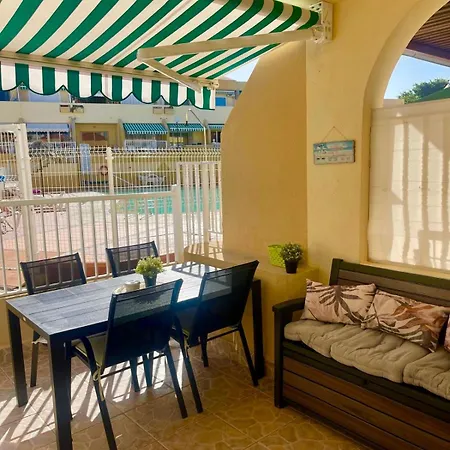 Playa Del Duque Poolside Адехе