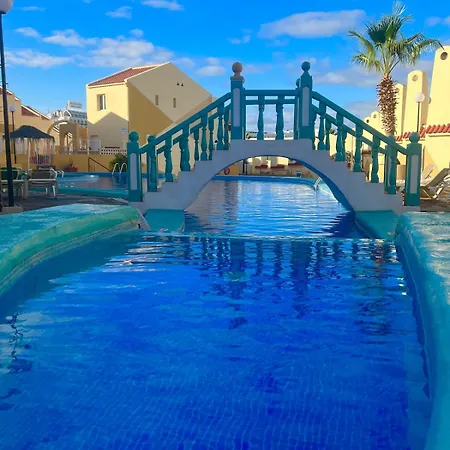 Playa Del Duque Poolside * Адехе